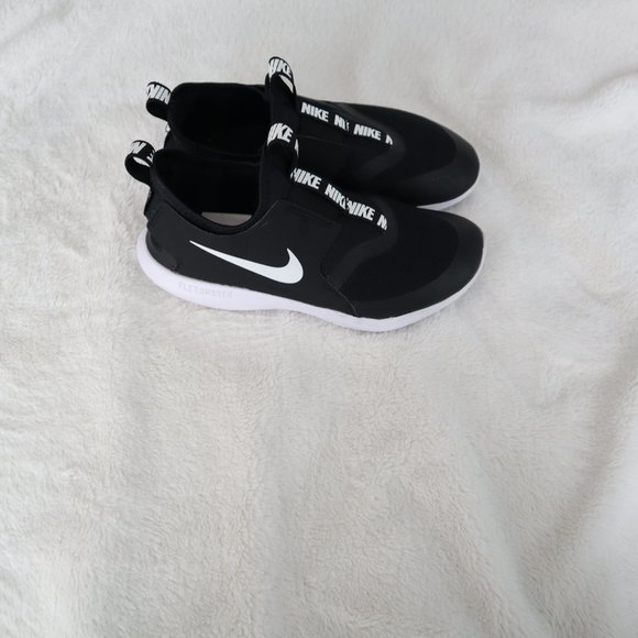Nike Other - Nike Flex Runner